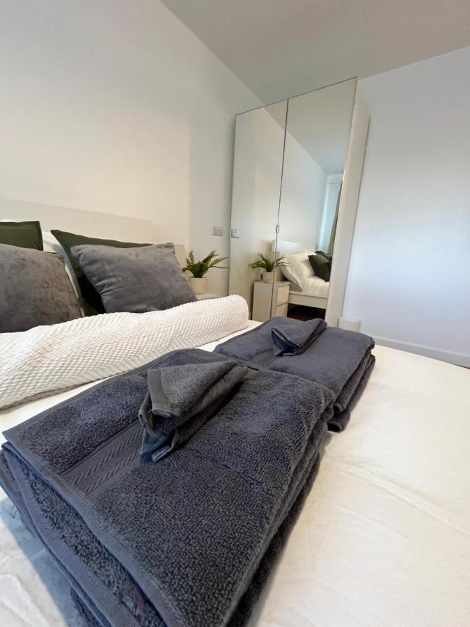 Lovely 1 Bed, Northolt Station *